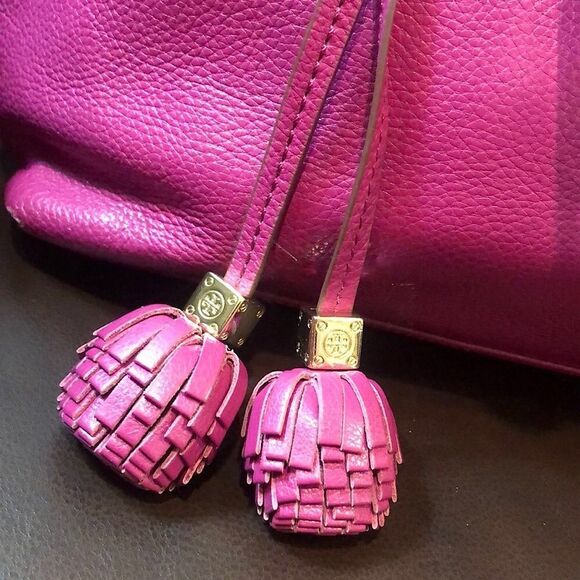 TORY BURCH Fuchsia Leather Shoulder Bag Embroidered Straps Tassel Accent - Picture 5 of 17
